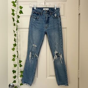 Abercrombie Size 23 Short Light Wash Skinny High Rise Jeans